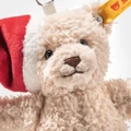 Steiff télapó sapkás ben mackó - kulcstartó | soft cuddly friends kollekció