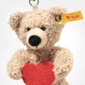 Steiff Fynn Teddy maci szívecskés kulcstartó