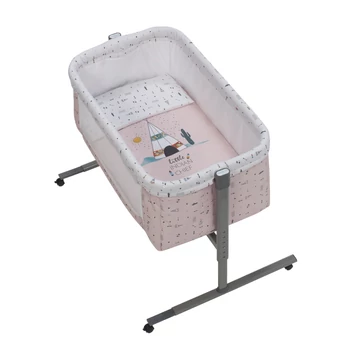 világos rózsaszín