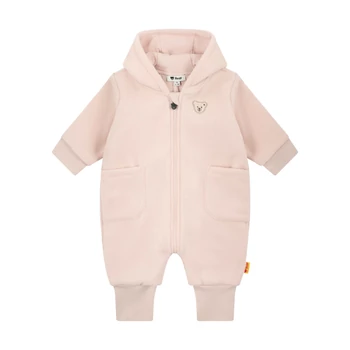 világos rózsaszín